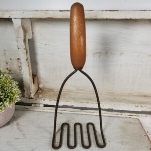 Vintage Wooden Handle Potato Masher | Primitive Kitchen Tools | Farmhouse Decor